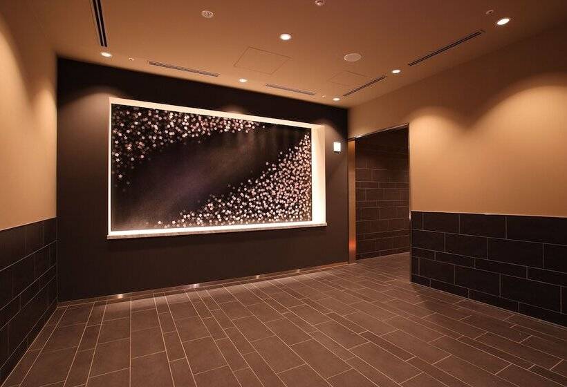 Отель Monterey Hanzomon