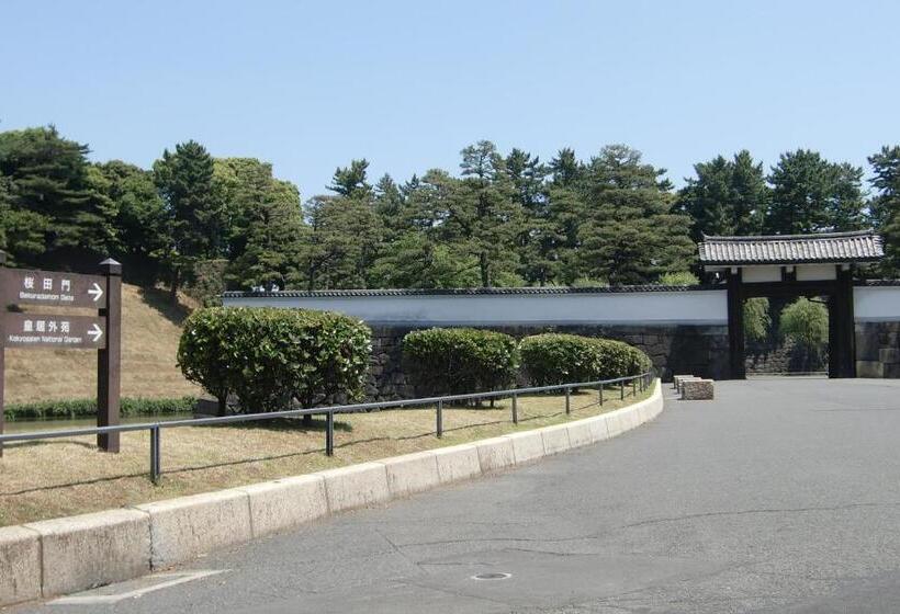 Отель Monterey Hanzomon