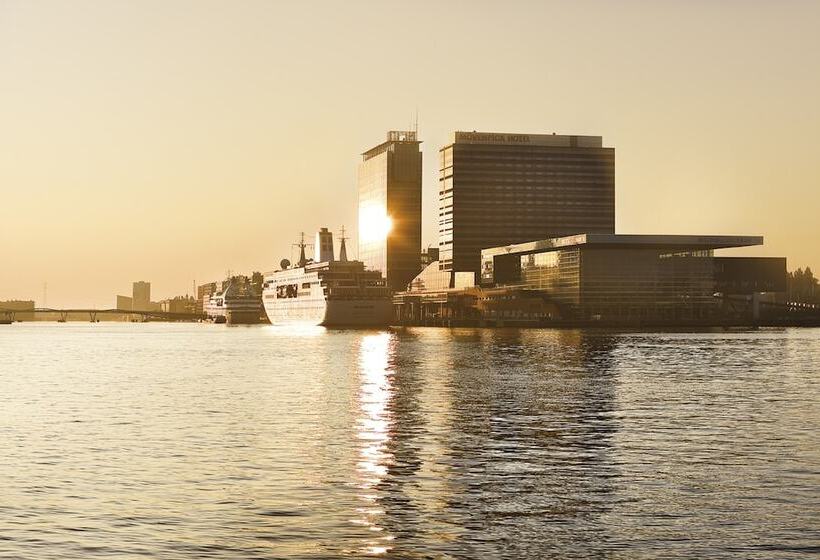 Mövenpick Hotel Amsterdam City Centre