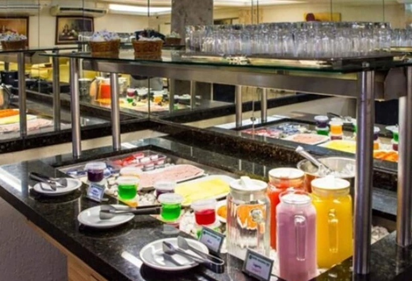 ホテル Nacional Inn Recife Aeroporto