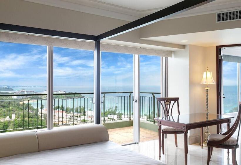 Oriental Hotel Okinawa Resort & Spa