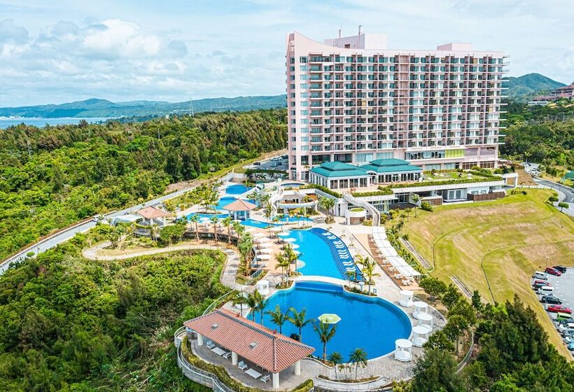 Oriental Hotel Okinawa Resort & Spa