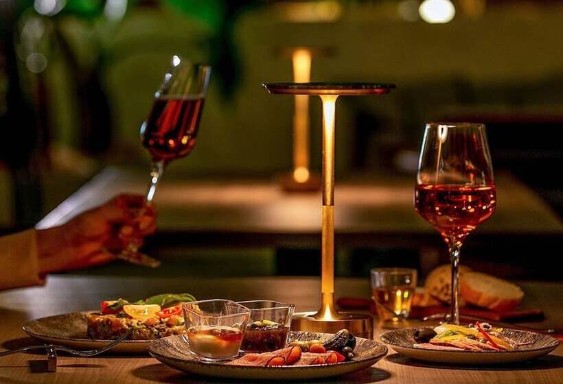 Oriental Hotel Okinawa Resort & Spa