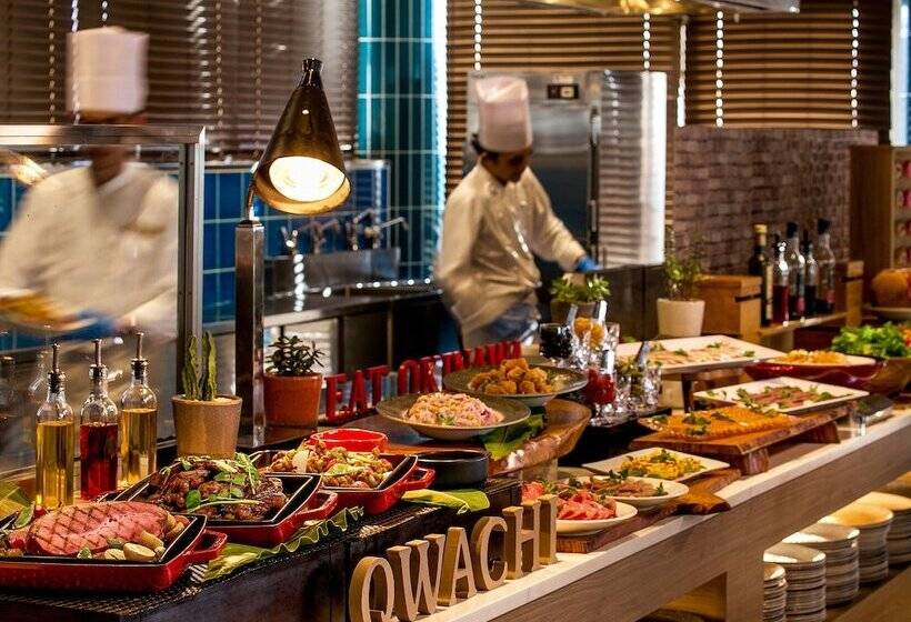 Oriental Hotel Okinawa Resort & Spa