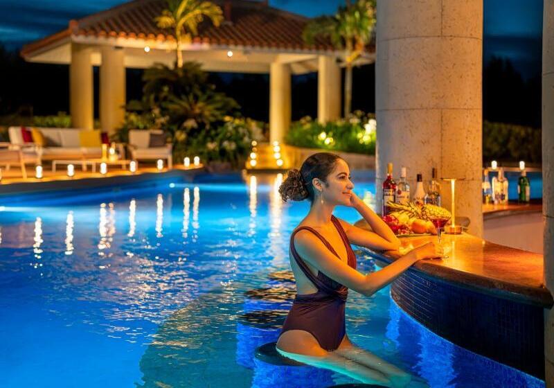 Oriental Hotel Okinawa Resort & Spa