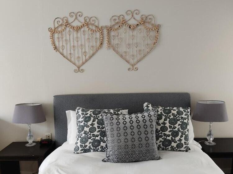 בית מלון כפרי Palm Beach Guesthouse