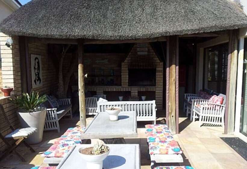 בית מלון כפרי Palm Beach Guesthouse