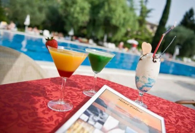 Отель Palme & Suite