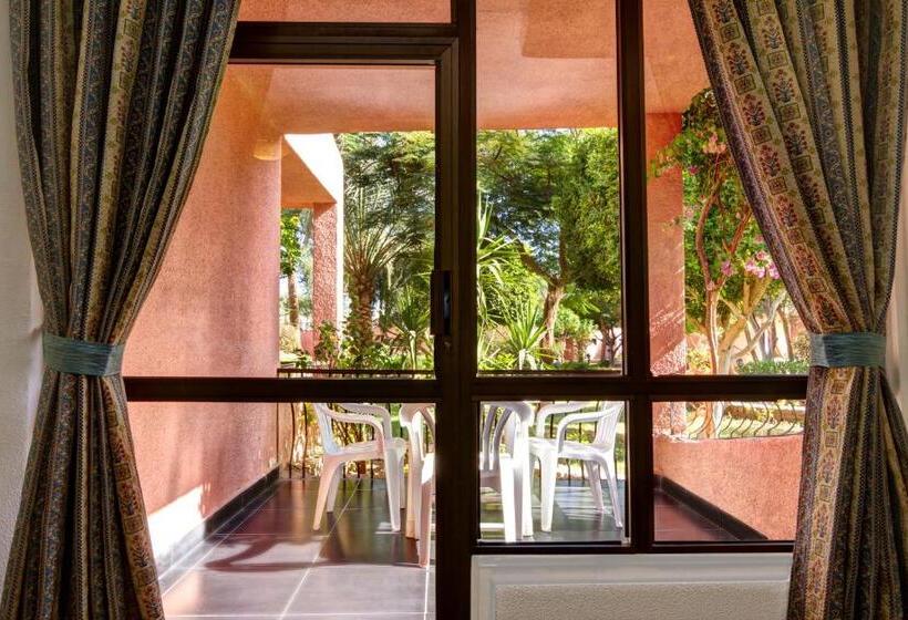 Отель Eagles Paradise Abu Soma Resort