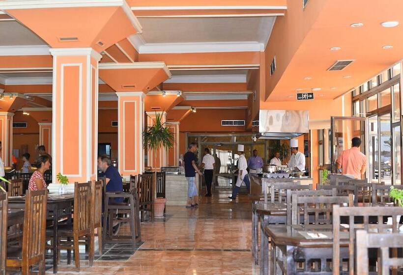 Отель Eagles Paradise Abu Soma Resort