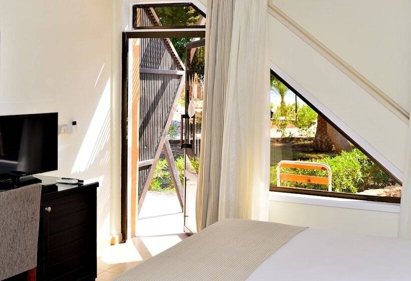 Отель Eagles Paradise Abu Soma Resort