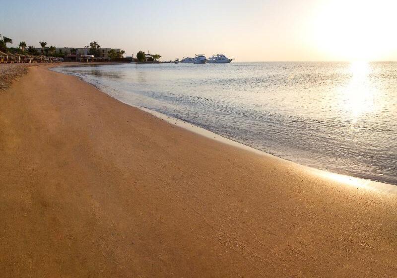 Отель Eagles Paradise Abu Soma Resort