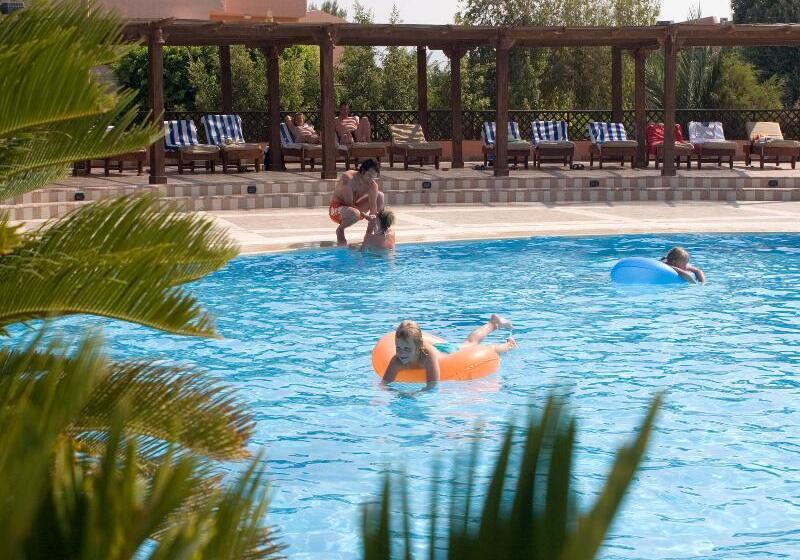 Отель Eagles Paradise Abu Soma Resort