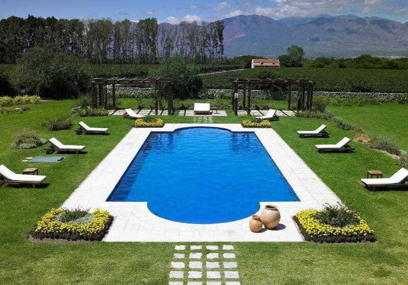 هتل Patios De Cafayate