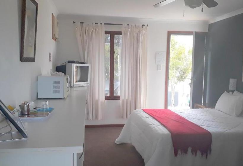 فندق Penny Lane Lodge