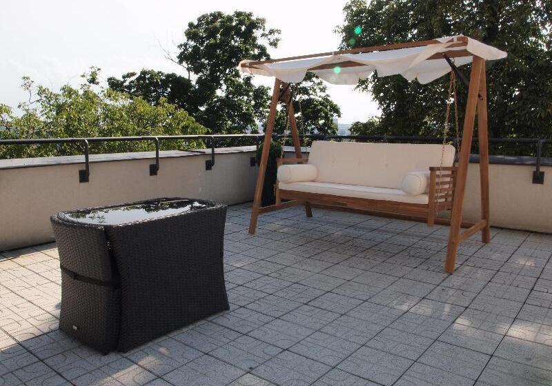 هتل Pension Jana   Domov Mládeže