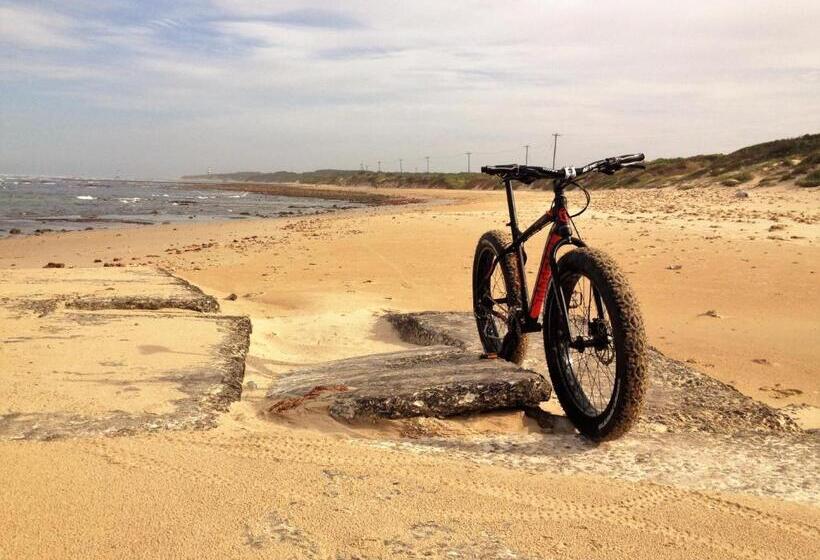 호텔 Pine Lodge Resort