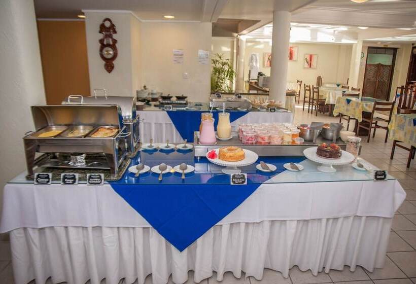 فندق Pizzato Praia