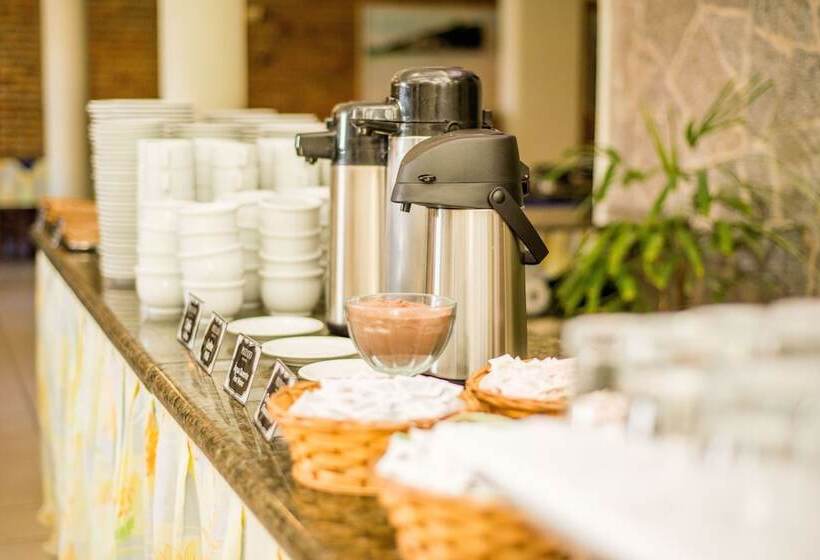 فندق Pizzato Praia