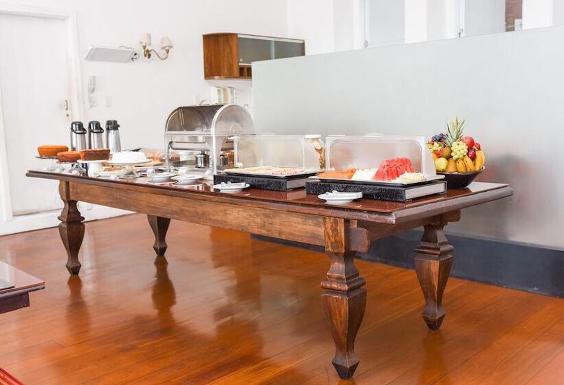 בית מלון כפרי Pousada Colonial Chile