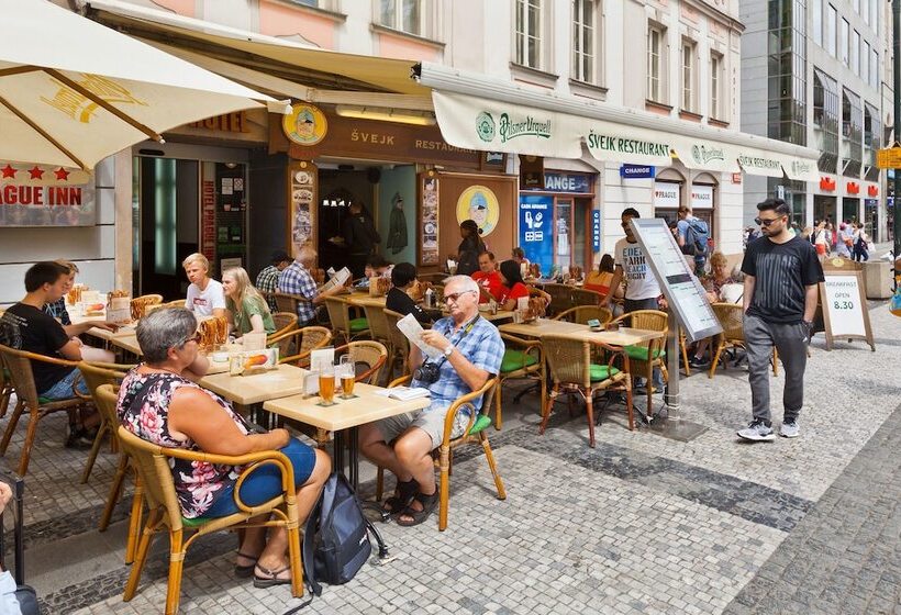 هتل Prague Inn