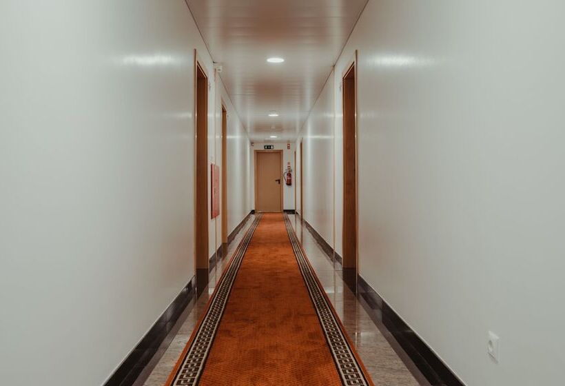 בית מלון כפרי Quinta Dos Cedros