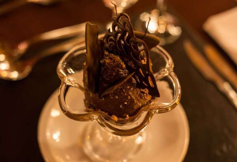 ホテル Rochester Calafate