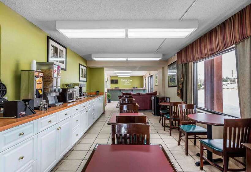 בית מלון כפרי Rodeway Inn