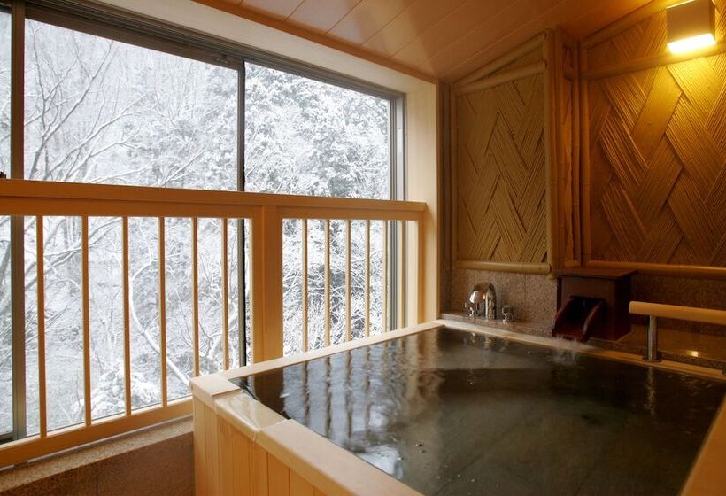 בית מלון כפרי Saito