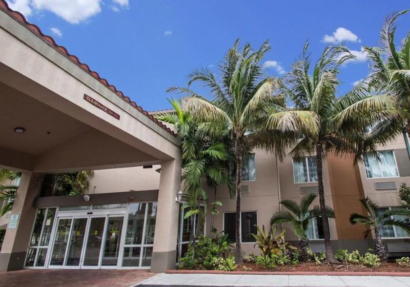 호텔 Sleep Inn & Suites Ft. Lauderdale International Airport
