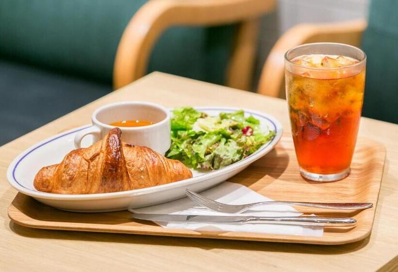 Отель Sotetsu Fresa Inn Kawasaki Higashiguchi