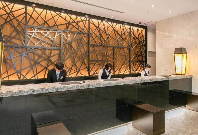 Отель Sotetsu Fresa Inn Kawasaki Higashiguchi