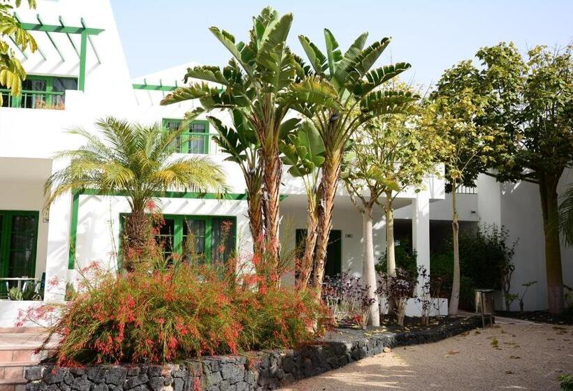 בית מלון כפרי Thb Royal