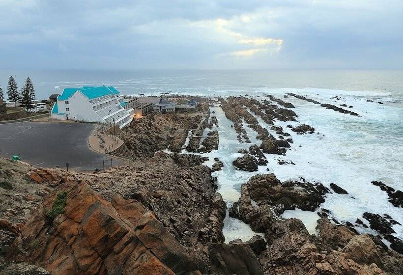 The Point Hotel & Spa