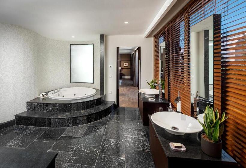 هتل The Stay Boulevard Nisantasi