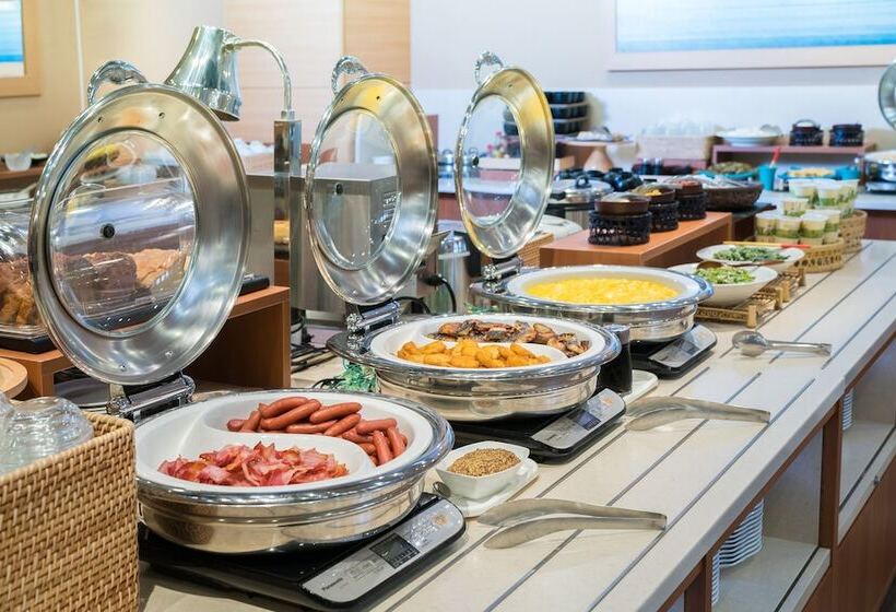 Vessel Hotel Ishigakijima