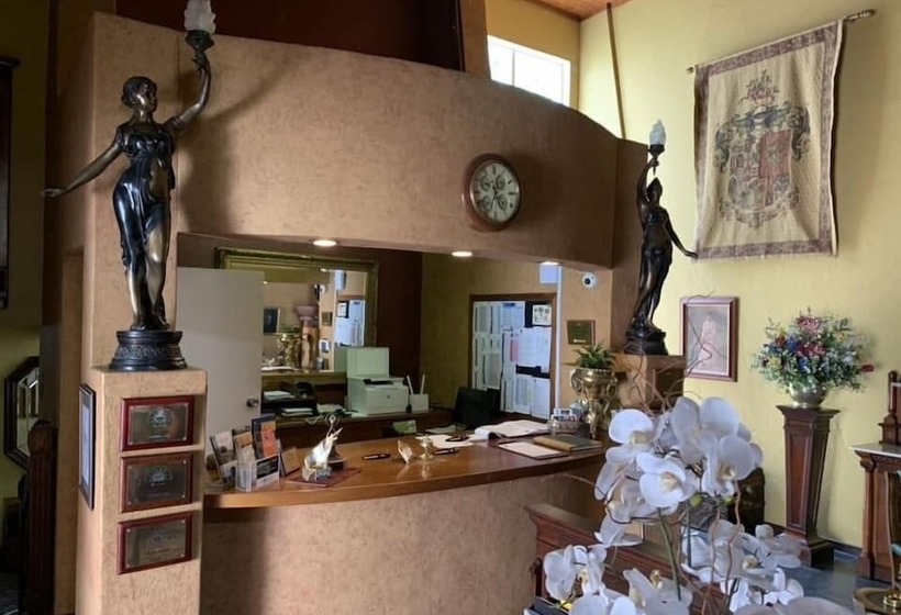 בית מלון כפרי Whistletree Manor Boutique