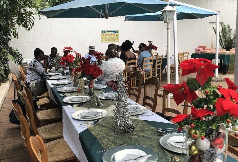 בית מלון כפרי Whistletree Manor Boutique