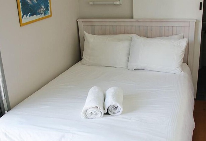 فندق Winelands Lodge