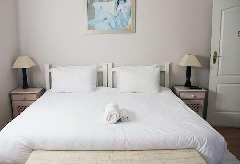 فندق Winelands Lodge