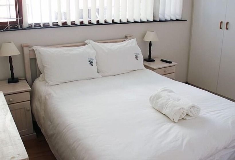 فندق Winelands Lodge