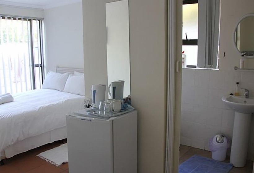 فندق Winelands Lodge