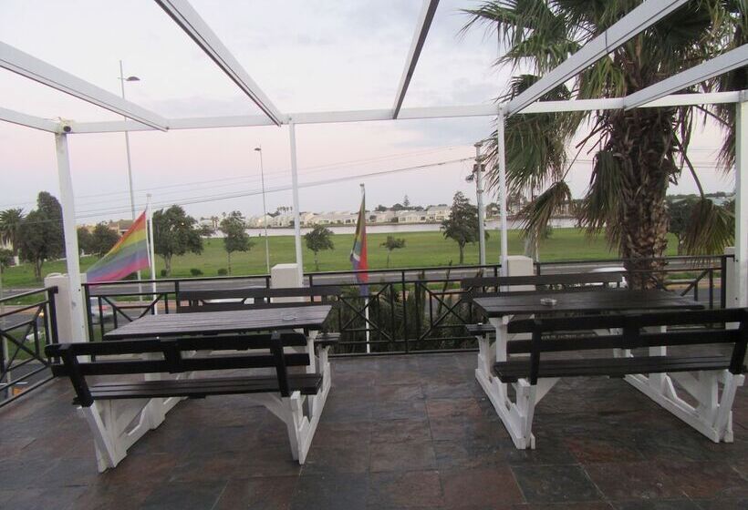 فندق Woodbridge Lodge