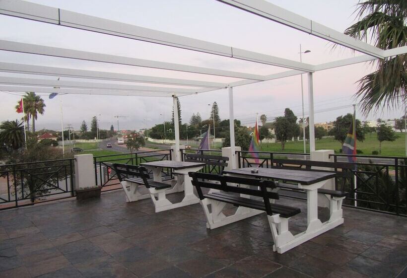 فندق Woodbridge Lodge