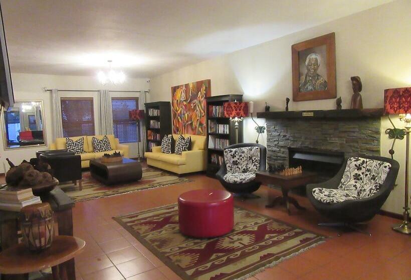 فندق Woodbridge Lodge