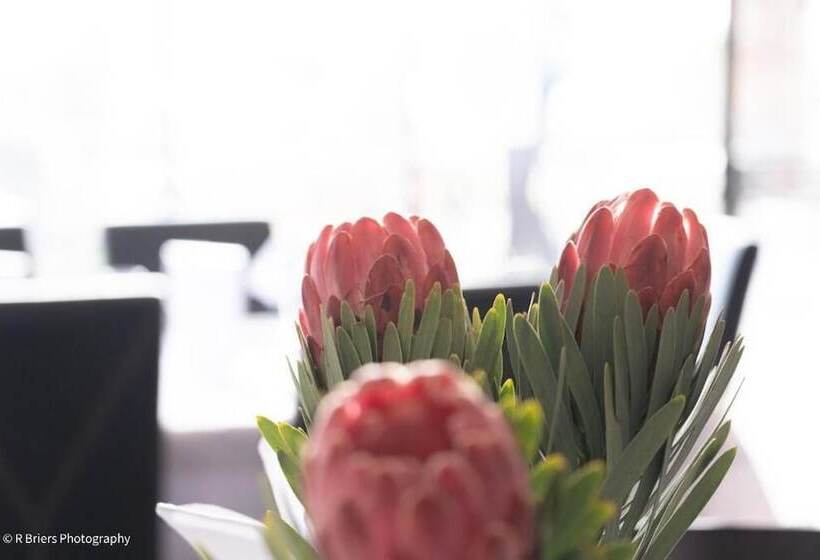 فندق Woodbridge Lodge