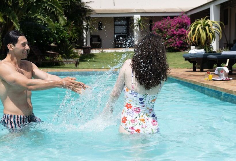 فندق Woodbridge Lodge