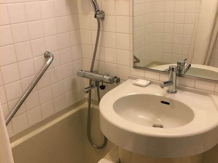 בית מלון כפרי Yaesu Terminal