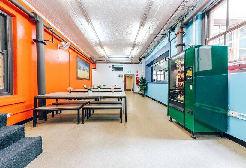 هاستل Maze Backpackers   Sydney