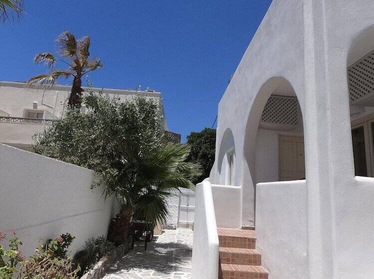 Anny Studios & Rooms Perissa Beach